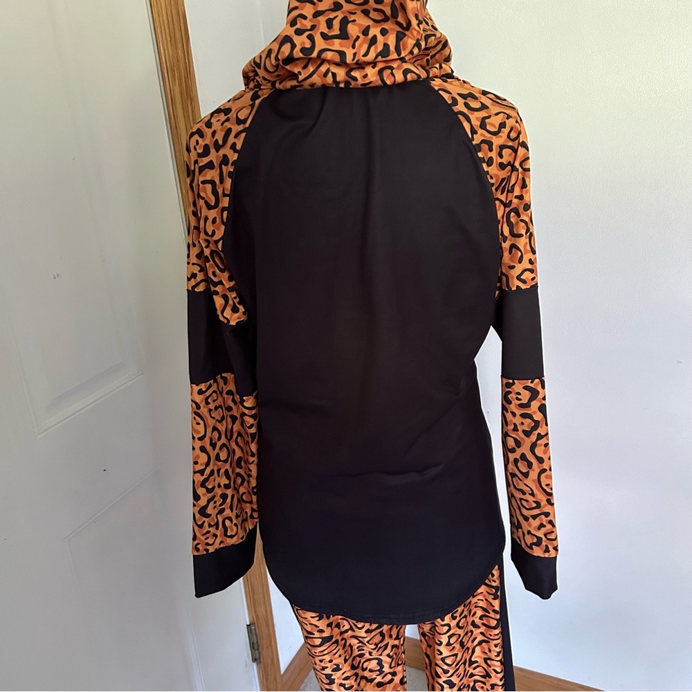 Animal Print Track Suit, Pants and Hoodie set - Picture 6 of 13